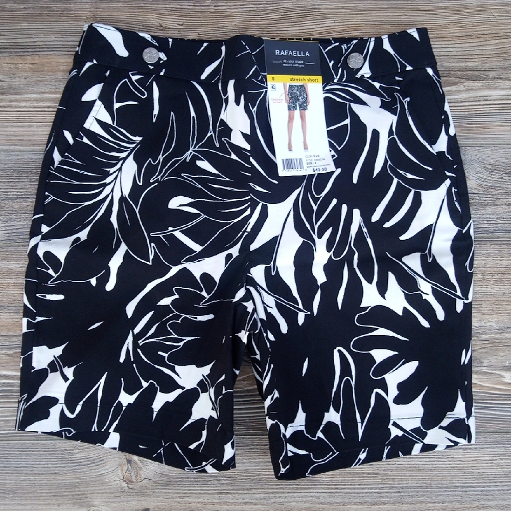 New Rafaella Black & White Hawaiian Stretchy Shorts